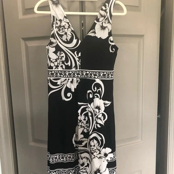 White House Black Market Dress - Picture 2 of 6